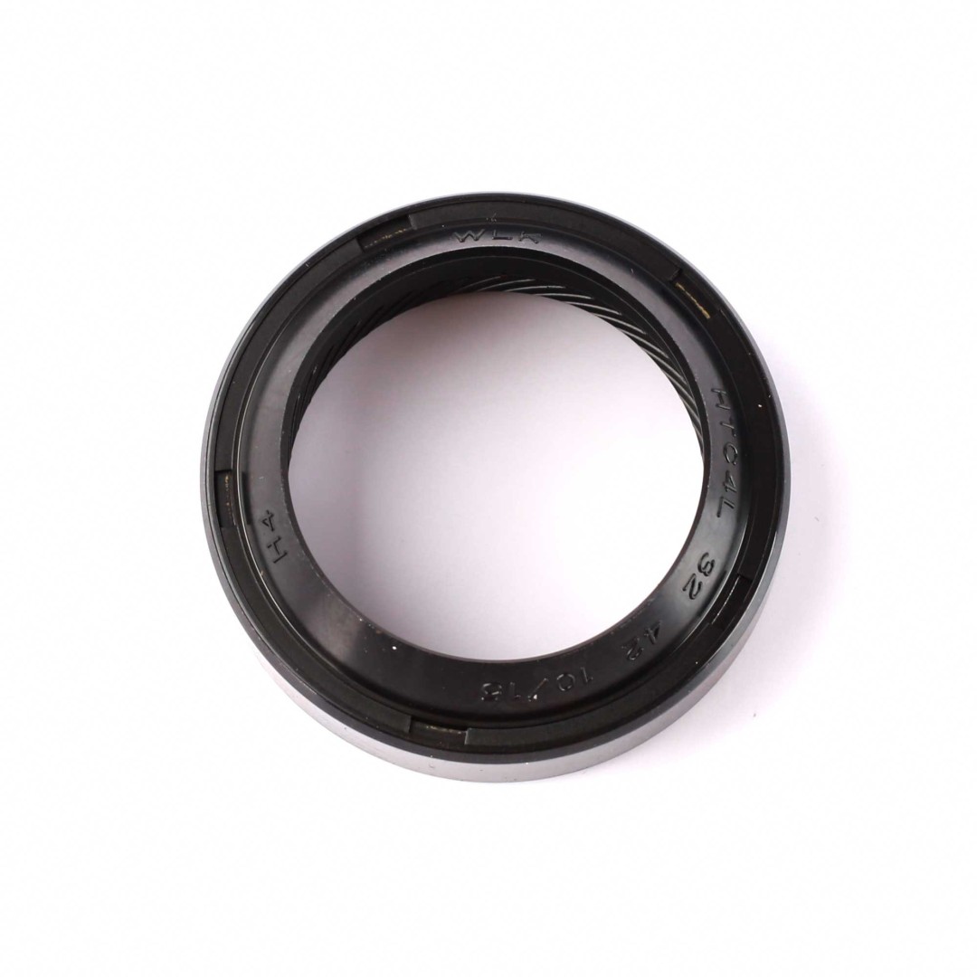 RETENEDOR 32-52-8 HTCR